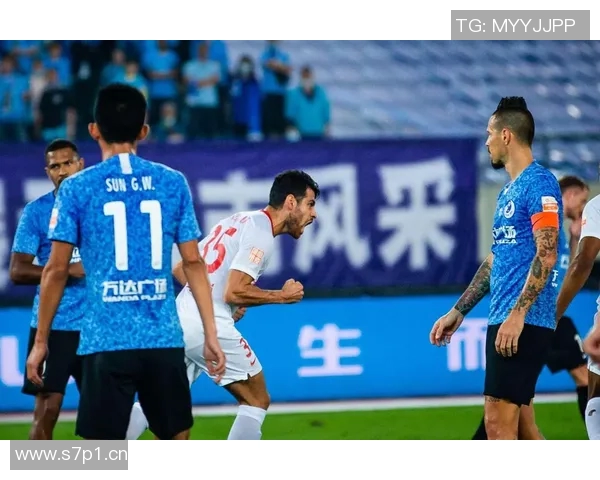 深圳极限运动队进攻战术解析与实战应用探讨 深圳极限运动队进攻战术解析与实战应用探讨